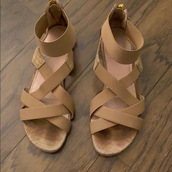 Stuart Weitzman Beige Sandals w/ Crocodile Detail - Picture 2 of 3